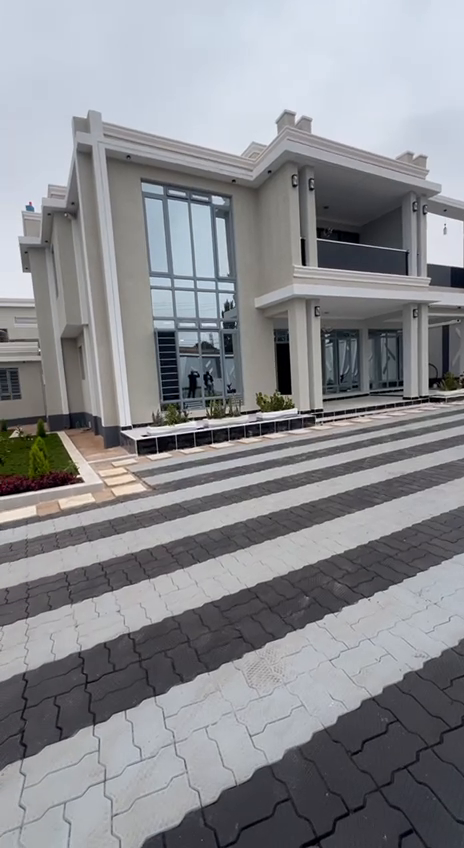 4-bedroom all-en-suite Mansion Ruiru Kimbo